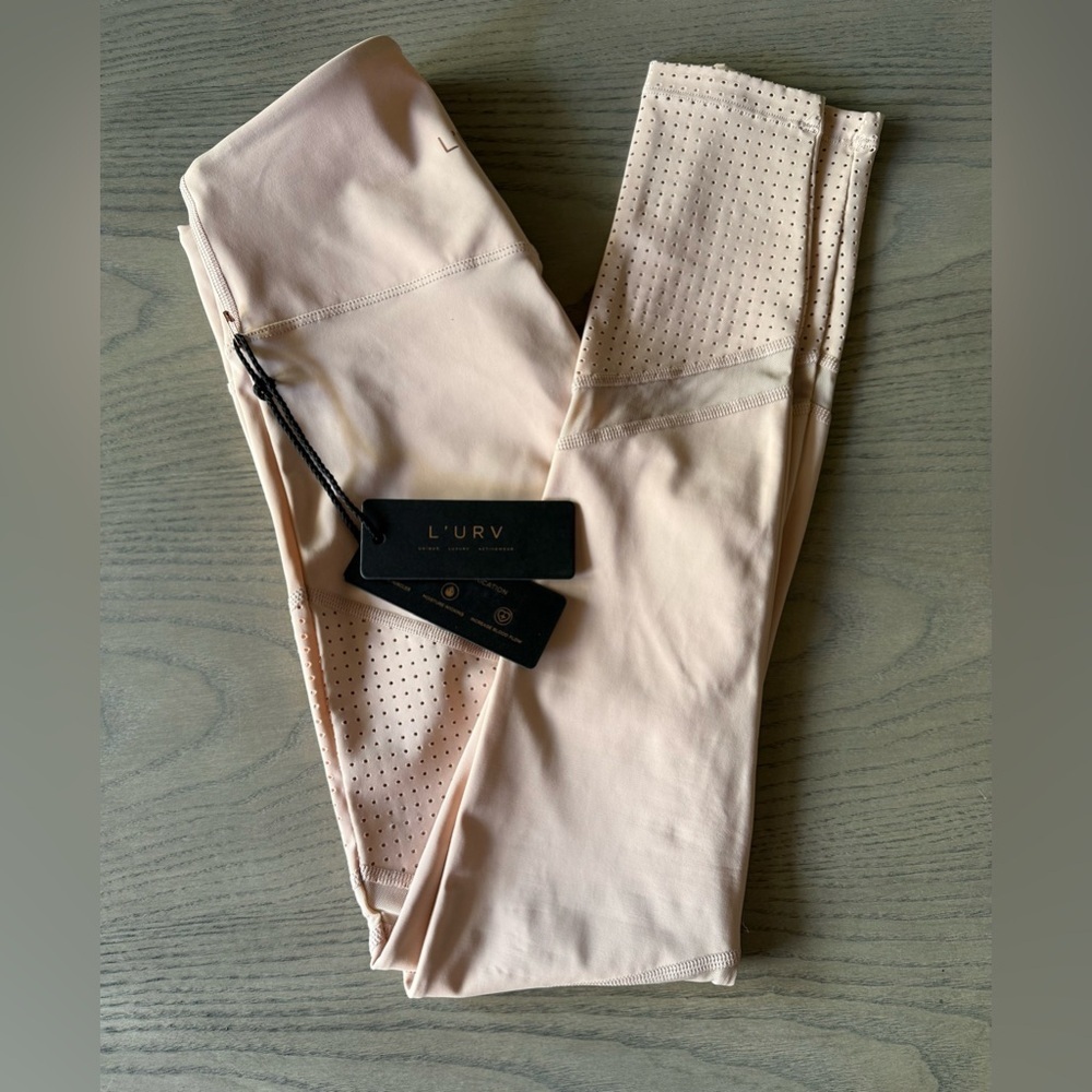 NWT- L’urv Mesh Blush Leggings - Size XS - Picture 5 of 8